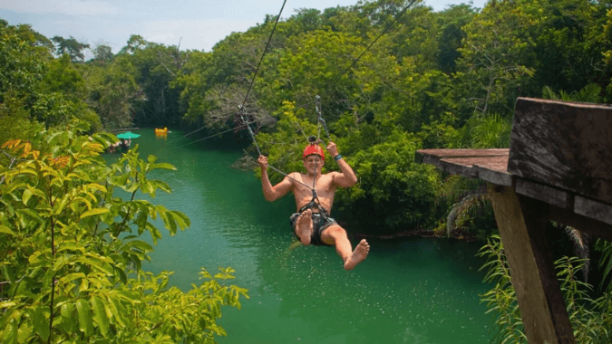 Tour de arvorismo em Bonito Brasil com tirolesas Tour de arvorismo em Bonito Brasil com tirolesas